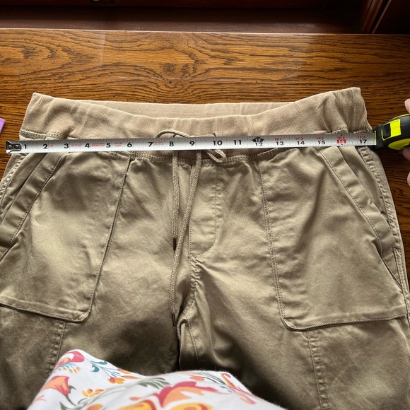 Eddie Bauer joggers, L, khaki - Picture 7 of 12